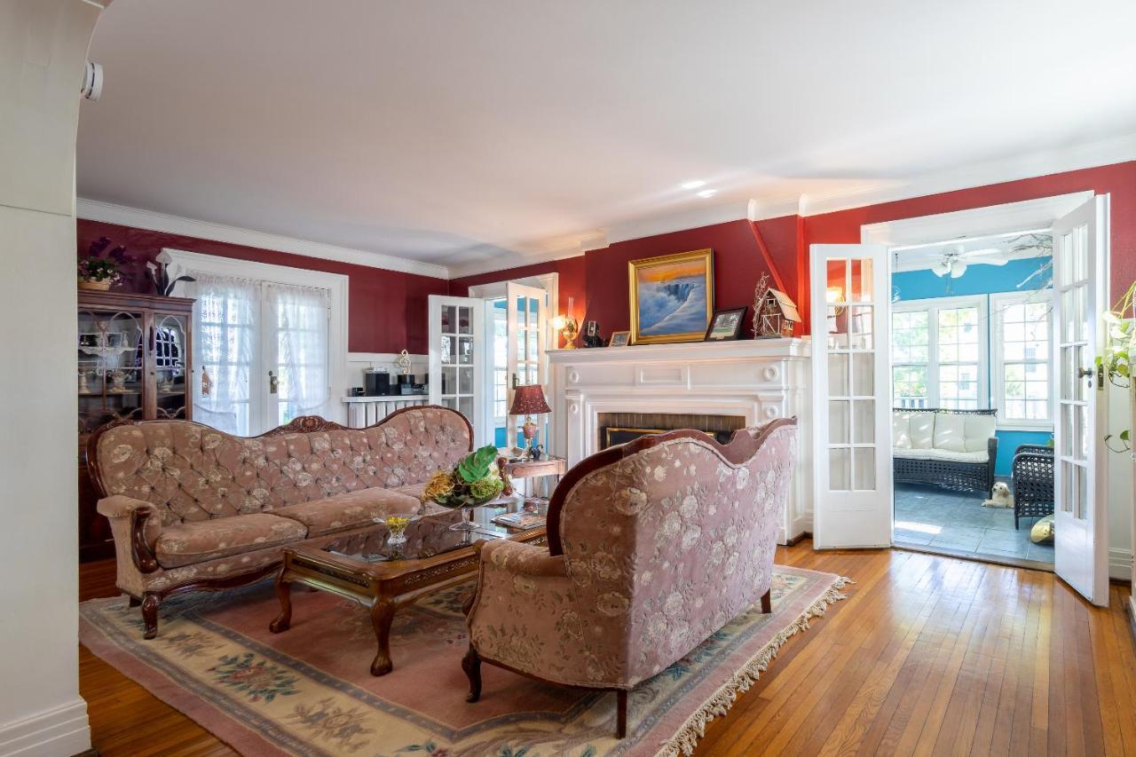 Chestnut Bed & Breakfast 3*